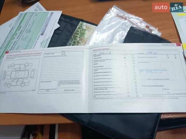 Серый Шкода Октавия, объемом двигателя 1.2 л и пробегом 183 тыс. км за 9000 $, фото 12 на Automoto.ua