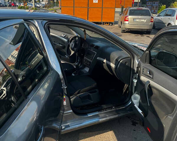 Сірий Шкода Октавія, об'ємом двигуна 1.8 л та пробігом 96 тис. км за 8499 $, фото 8 на Automoto.ua