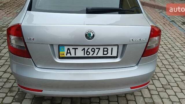 Серый Шкода Октавия, объемом двигателя 1.6 л и пробегом 170 тыс. км за 8800 $, фото 13 на Automoto.ua