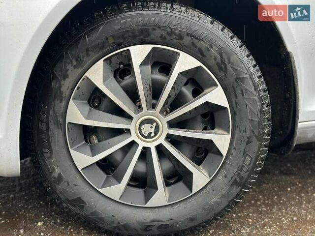 Сірий Шкода Октавія, об'ємом двигуна 1.4 л та пробігом 196 тис. км за 7440 $, фото 7 на Automoto.ua