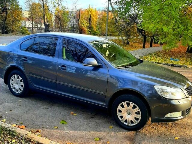 Серый Шкода Октавия, объемом двигателя 1.8 л и пробегом 182 тыс. км за 8200 $, фото 6 на Automoto.ua