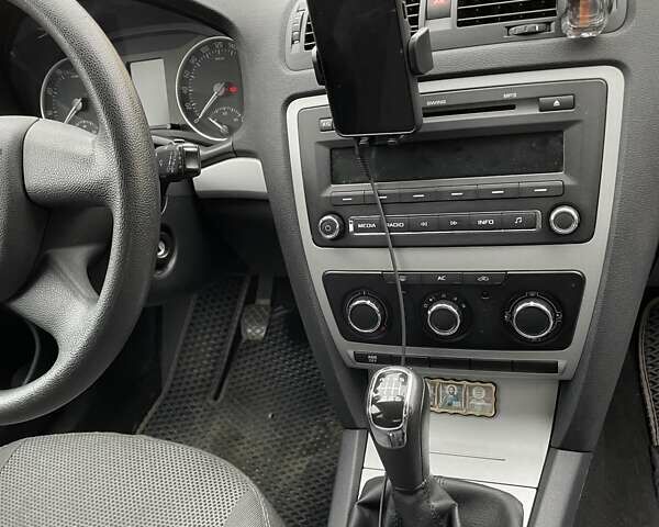 Серый Шкода Октавия, объемом двигателя 1.8 л и пробегом 172 тыс. км за 8200 $, фото 21 на Automoto.ua