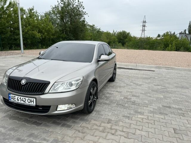 Сірий Шкода Октавія, об'ємом двигуна 1.6 л та пробігом 260 тис. км за 7500 $, фото 3 на Automoto.ua