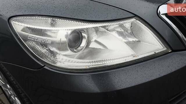 Серый Шкода Октавия, объемом двигателя 1.8 л и пробегом 188 тыс. км за 6700 $, фото 12 на Automoto.ua