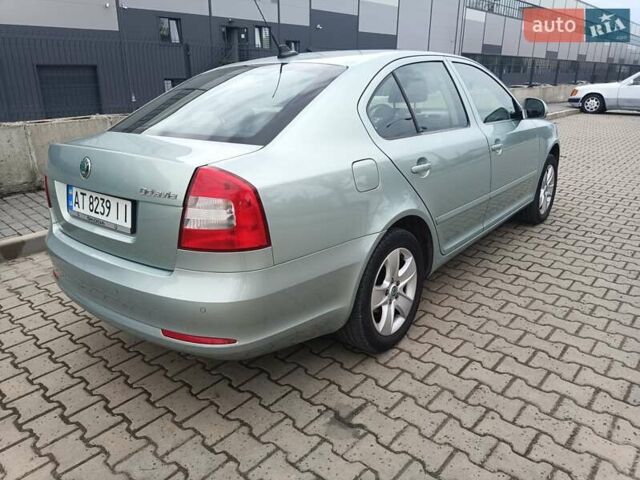 Серый Шкода Октавия, объемом двигателя 1.2 л и пробегом 182 тыс. км за 9000 $, фото 10 на Automoto.ua