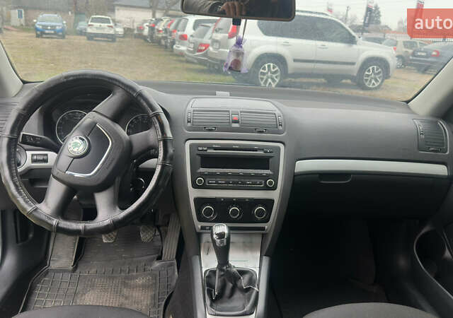 Серый Шкода Октавия, объемом двигателя 1.9 л и пробегом 290 тыс. км за 6400 $, фото 12 на Automoto.ua