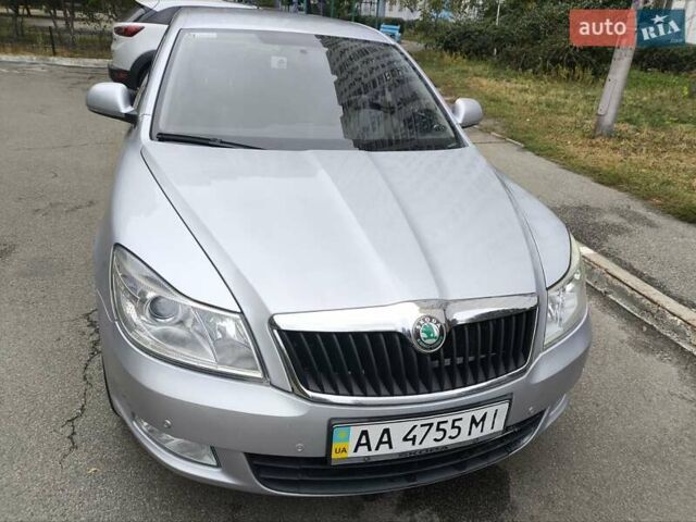 Серый Шкода Октавия, объемом двигателя 1.8 л и пробегом 132 тыс. км за 7900 $, фото 4 на Automoto.ua