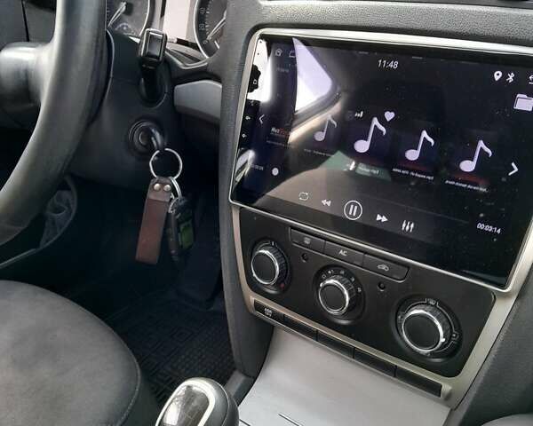 Шкода Октавія 2012 у Запоріжжя на Automoto.ua Сірий Шкода Октавія, об'ємом двигуна 1.8 л та пробігом 198 тис. км за 8300 $, фото 8 на Automoto.ua