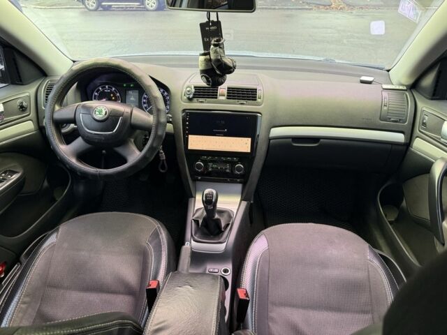 Серый Шкода Октавия, объемом двигателя 1.8 л и пробегом 268 тыс. км за 6700 $, фото 15 на Automoto.ua