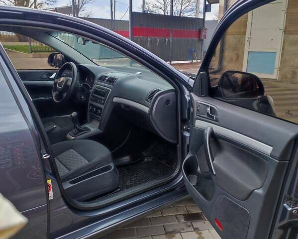 Серый Шкода Октавия, объемом двигателя 1.8 л и пробегом 269 тыс. км за 7300 $, фото 8 на Automoto.ua