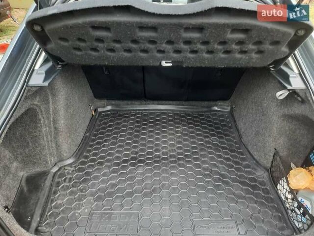 Сірий Шкода Октавія, об'ємом двигуна 1.8 л та пробігом 146 тис. км за 9800 $, фото 1 на Automoto.ua