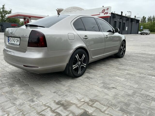 Сірий Шкода Октавія, об'ємом двигуна 1.6 л та пробігом 260 тис. км за 7500 $, фото 4 на Automoto.ua