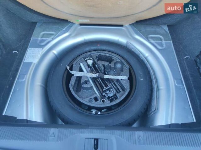 Серый Шкода Октавия, объемом двигателя 1.6 л и пробегом 235 тыс. км за 8750 $, фото 25 на Automoto.ua