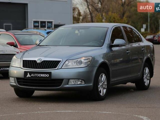 Серый Шкода Октавия, объемом двигателя 1.8 л и пробегом 201 тыс. км за 8900 $, фото 2 на Automoto.ua