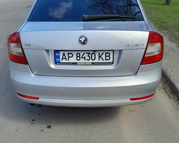 Шкода Октавія 2012 у Запоріжжя на Automoto.ua Сірий Шкода Октавія, об'ємом двигуна 1.8 л та пробігом 198 тис. км за 8300 $, фото 2 на Automoto.ua
