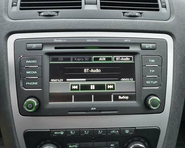 Сірий Шкода Октавія, об'ємом двигуна 2 л та пробігом 245 тис. км за 9200 $, фото 20 на Automoto.ua