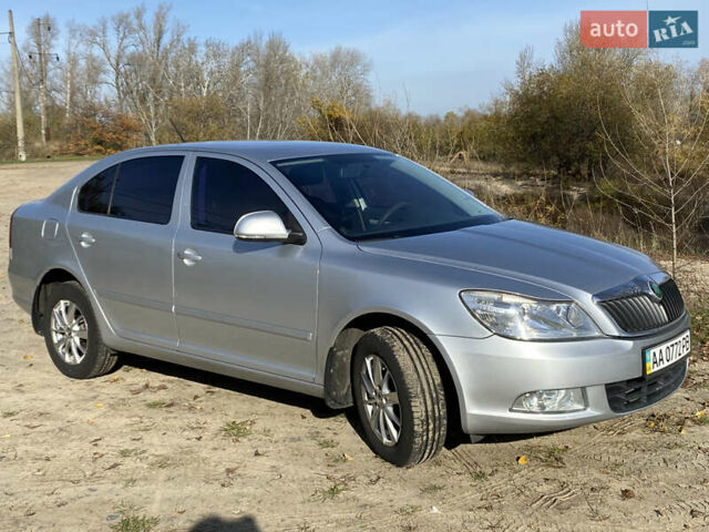 Сірий Шкода Октавія, об'ємом двигуна 1.6 л та пробігом 144 тис. км за 8300 $, фото 10 на Automoto.ua