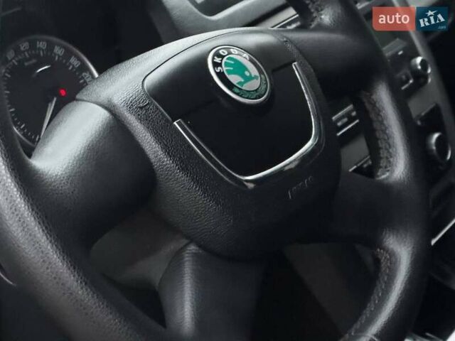 Серый Шкода Октавия, объемом двигателя 1.8 л и пробегом 180 тыс. км за 6980 $, фото 29 на Automoto.ua