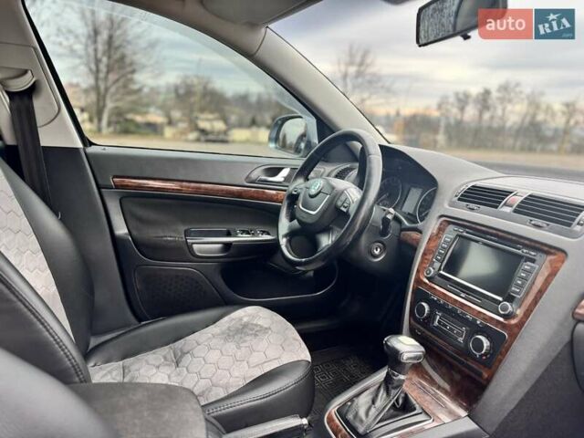 Серый Шкода Октавия, объемом двигателя 1.97 л и пробегом 295 тыс. км за 9700 $, фото 6 на Automoto.ua