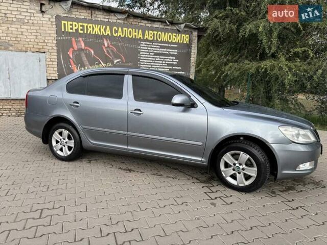 Серый Шкода Октавия, объемом двигателя 1.9 л и пробегом 193 тыс. км за 7000 $, фото 5 на Automoto.ua