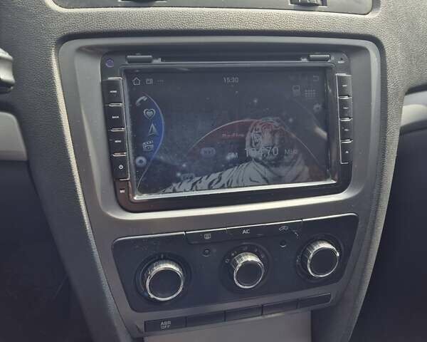 Серый Шкода Октавия, объемом двигателя 1.6 л и пробегом 133 тыс. км за 8999 $, фото 5 на Automoto.ua