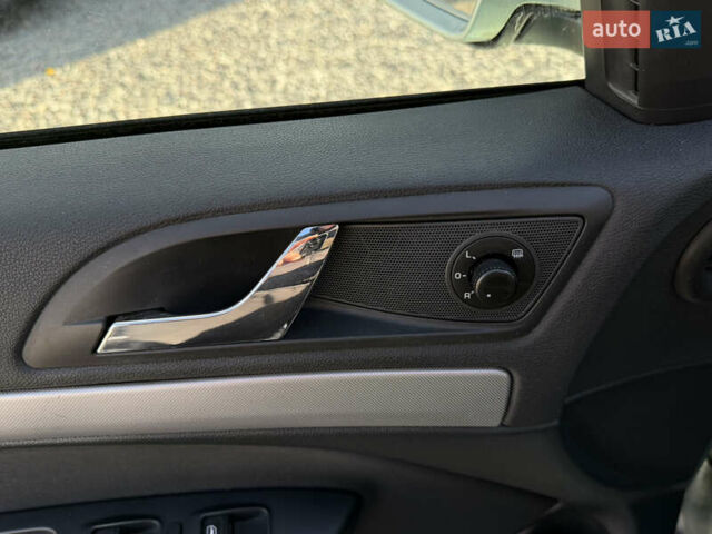 Серый Шкода Октавия, объемом двигателя 1.6 л и пробегом 246 тыс. км за 7999 $, фото 19 на Automoto.ua