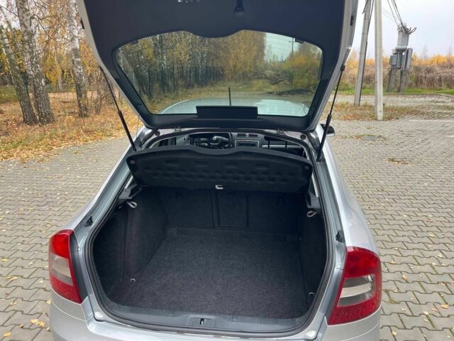 Серый Шкода Октавия, объемом двигателя 1.8 л и пробегом 174 тыс. км за 7500 $, фото 2 на Automoto.ua