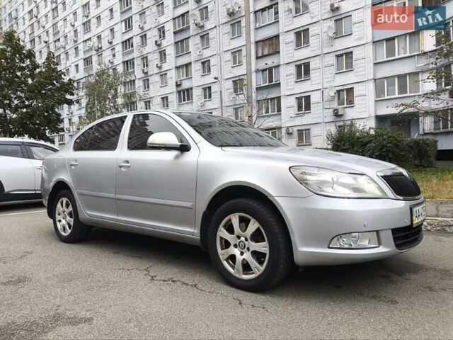 Серый Шкода Октавия, объемом двигателя 1.8 л и пробегом 132 тыс. км за 7900 $, фото 22 на Automoto.ua