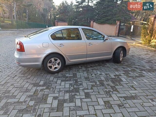 Сірий Шкода Октавія, об'ємом двигуна 1.6 л та пробігом 230 тис. км за 7777 $, фото 9 на Automoto.ua