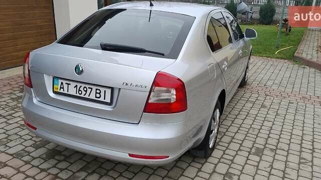 Серый Шкода Октавия, объемом двигателя 1.6 л и пробегом 170 тыс. км за 8800 $, фото 17 на Automoto.ua