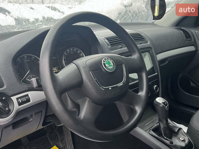 Сірий Шкода Октавія, об'ємом двигуна 1.8 л та пробігом 182 тис. км за 8600 $, фото 19 на Automoto.ua