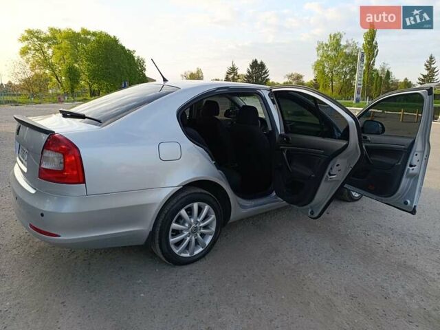 Серый Шкода Октавия, объемом двигателя 1.6 л и пробегом 333 тыс. км за 6950 $, фото 15 на Automoto.ua