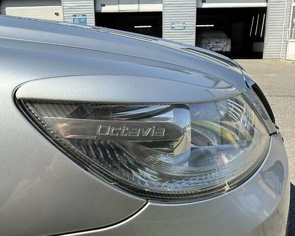 Серый Шкода Октавия, объемом двигателя 1.8 л и пробегом 174 тыс. км за 12800 $, фото 5 на Automoto.ua