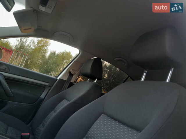 Сірий Шкода Октавія, об'ємом двигуна 1.4 л та пробігом 210 тис. км за 7600 $, фото 9 на Automoto.ua
