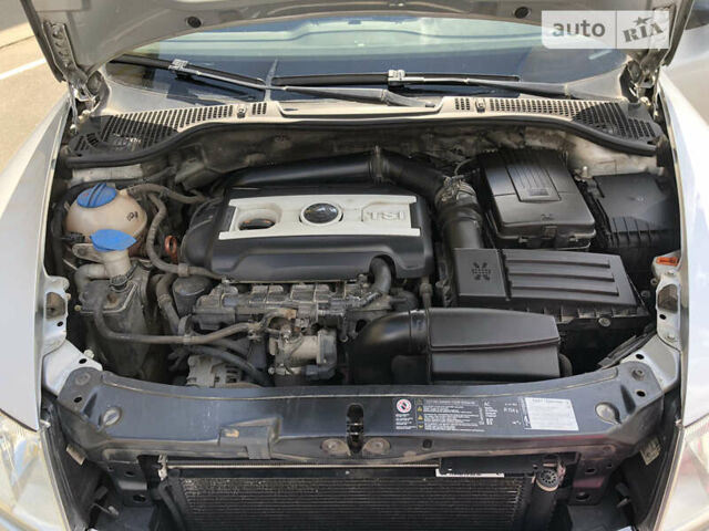 Сірий Шкода Октавія, об'ємом двигуна 1.8 л та пробігом 170 тис. км за 8300 $, фото 12 на Automoto.ua