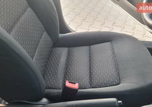 Серый Шкода Октавия, объемом двигателя 1.97 л и пробегом 241 тыс. км за 9650 $, фото 30 на Automoto.ua