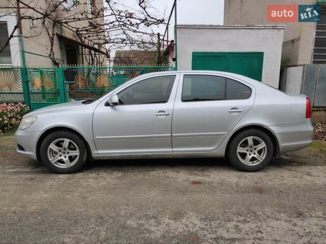 Серый Шкода Октавия, объемом двигателя 1.6 л и пробегом 345 тыс. км за 7250 $, фото 4 на Automoto.ua