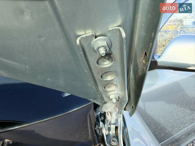 Серый Шкода Октавия, объемом двигателя 1.6 л и пробегом 246 тыс. км за 7999 $, фото 46 на Automoto.ua