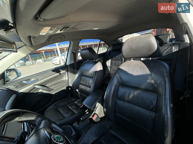 Серый Шкода Октавия, объемом двигателя 1.9 л и пробегом 233 тыс. км за 8599 $, фото 6 на Automoto.ua