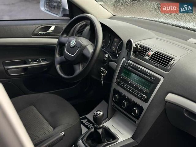 Сірий Шкода Октавія, об'ємом двигуна 1.4 л та пробігом 196 тис. км за 7440 $, фото 29 на Automoto.ua