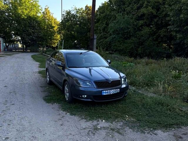 Серый Шкода Октавия, объемом двигателя 2 л и пробегом 275 тыс. км за 10500 $, фото 7 на Automoto.ua