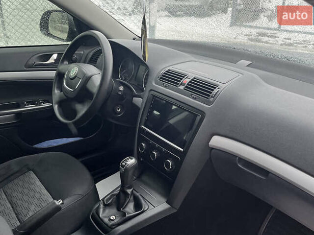 Сірий Шкода Октавія, об'ємом двигуна 1.8 л та пробігом 182 тис. км за 8600 $, фото 12 на Automoto.ua
