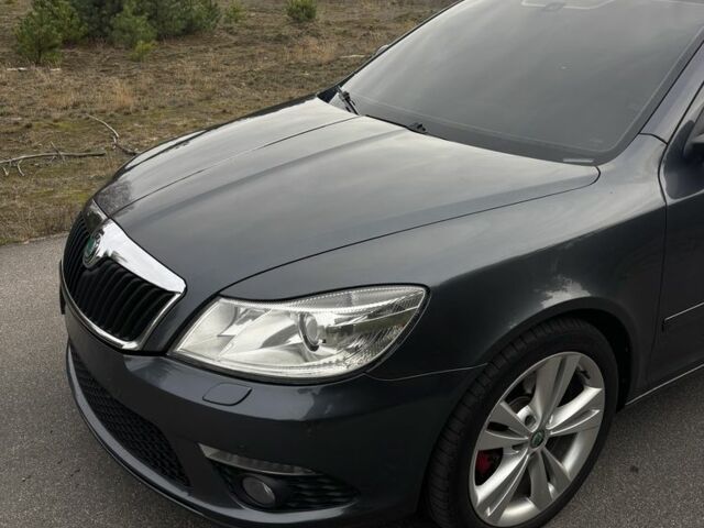 Серый Шкода Октавия, объемом двигателя 2 л и пробегом 295 тыс. км за 10200 $, фото 2 на Automoto.ua