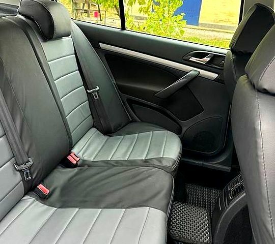 Сірий Шкода Октавія, об'ємом двигуна 1.6 л та пробігом 175 тис. км за 9100 $, фото 10 на Automoto.ua