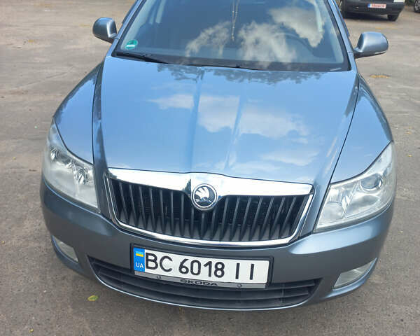 Серый Шкода Октавия, объемом двигателя 1.4 л и пробегом 212 тыс. км за 8800 $, фото 3 на Automoto.ua