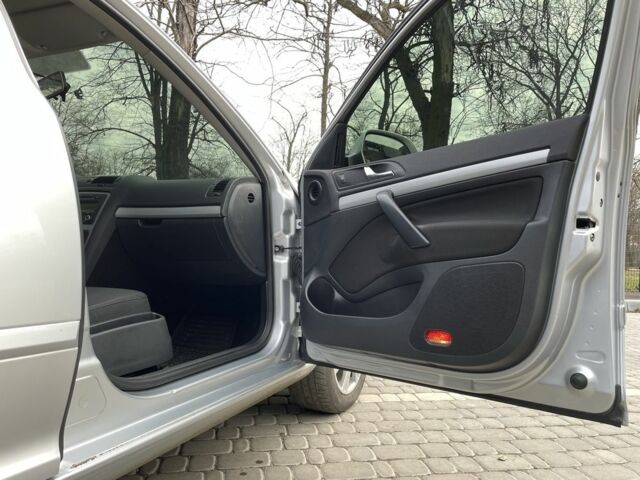 Шкода Октавия 2012 в Кропивницком (Кировограде) на Automoto.ua Серый Шкода Октавия, объемом двигателя 1.8 л и пробегом 220 тыс. км за 8499 $, фото 10 на Automoto.ua