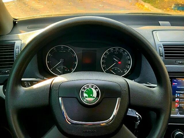 Сірий Шкода Октавія, об'ємом двигуна 1.8 л та пробігом 182 тис. км за 8200 $, фото 10 на Automoto.ua