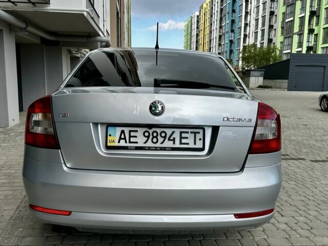Серый Шкода Октавия, объемом двигателя 1.8 л и пробегом 370 тыс. км за 8200 $, фото 8 на Automoto.ua
