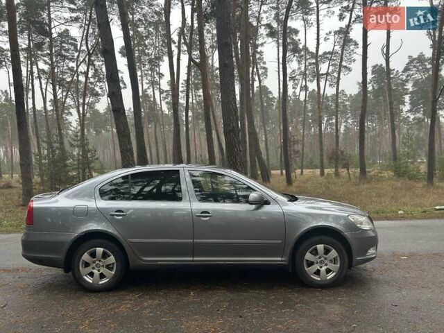 Сірий Шкода Октавія, об'ємом двигуна 1.8 л та пробігом 256 тис. км за 10500 $, фото 6 на Automoto.ua