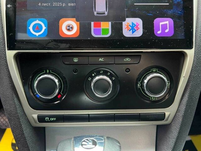 Серый Шкода Октавия, объемом двигателя 1.6 л и пробегом 210 тыс. км за 8500 $, фото 14 на Automoto.ua